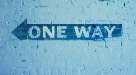 one way signage