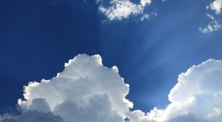 cloudy sky during daytime